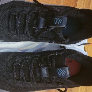 Stephen Curry 8 shoes